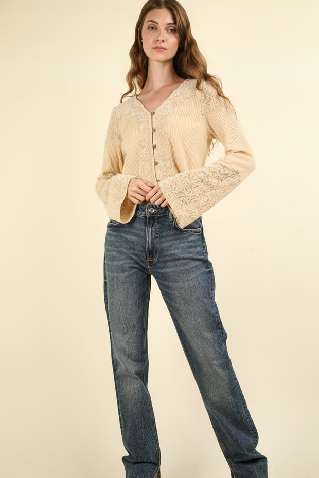 VERY J V-Neck Lace Detail Button Down Crop Ribbed Knit Top - Fashionmj