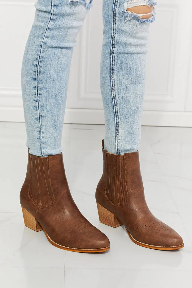 MMShoes Love the Journey Stacked Heel Chelsea Boot in Chestnut - Fashionmj