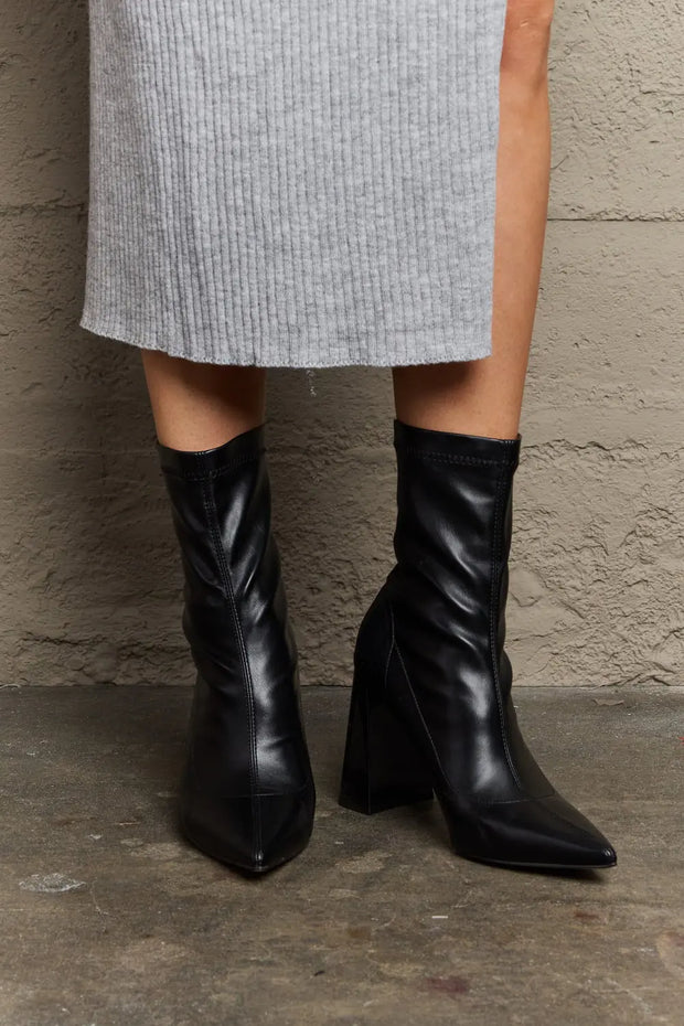 Weeboo Stacy Block Heel Sock Boots - Fashionmj