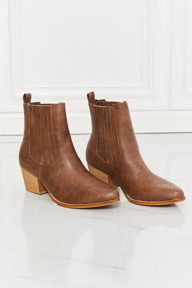 MMShoes Love the Journey Stacked Heel Chelsea Boot in Chestnut - Fashionmj