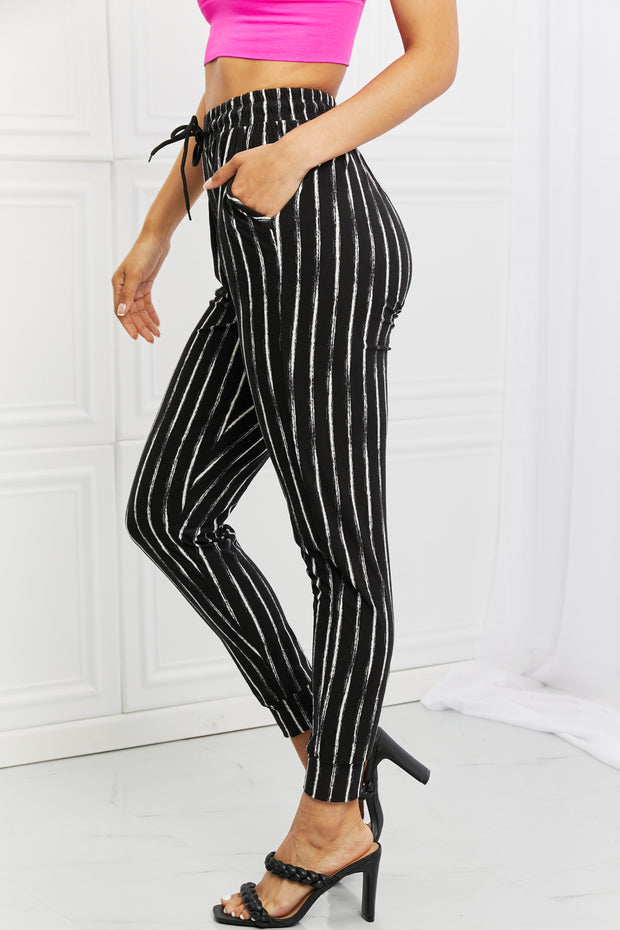 Leggings Depot Stay In Full Size Joggers - Fashionmj