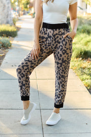 Celeste Design Full Size Leopard Contrast Sweatpants - Fashionmj