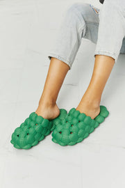 NOOK JOI Laid Back Bubble Slides in Green - Fashionmj