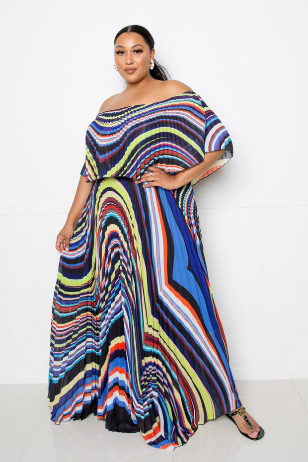 Geo Printed Off Shoulder Pleated Maxi Dress - Fashionmj