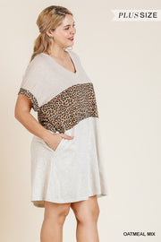 Linen Blend Short Folded Sleeve Animal Print Colorblocked V-neck Dress With Pockets - Fashionmj