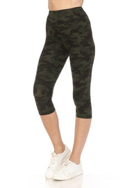 Multi-color Print, Cropped Capri Leggings In A Fitted Style With A Banded High Waist - Fashionmj