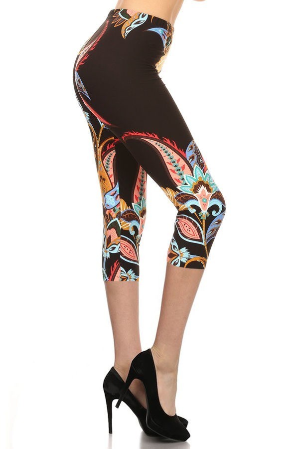 Paisley Floral Pattern Printed Lined Knit Capri Legging With Elastic Waistband. - Fashionmj