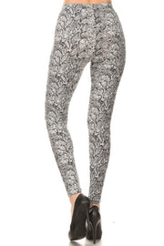 Snakeskin Print, Full Length, High Waisted Leggings In A Fitted Style With An Elastic Waistband - Fashionmj