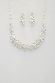 Leaf Pattern Pearl Crystal Necklace - Fashionmj