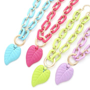 Chunky Color Acrylic Leaf Pendant Necklace - Fashionmj