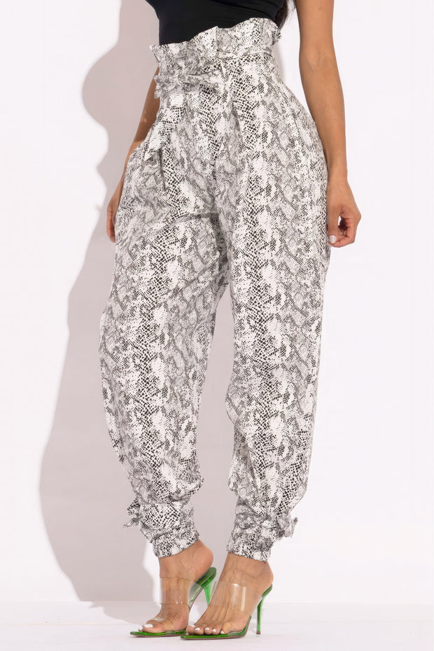 Snake Skin Printed Paper Bag Style Cargo Pants - Fashionmj