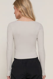 Long slv sweetheart neck seam detail knit top - Fashionmj