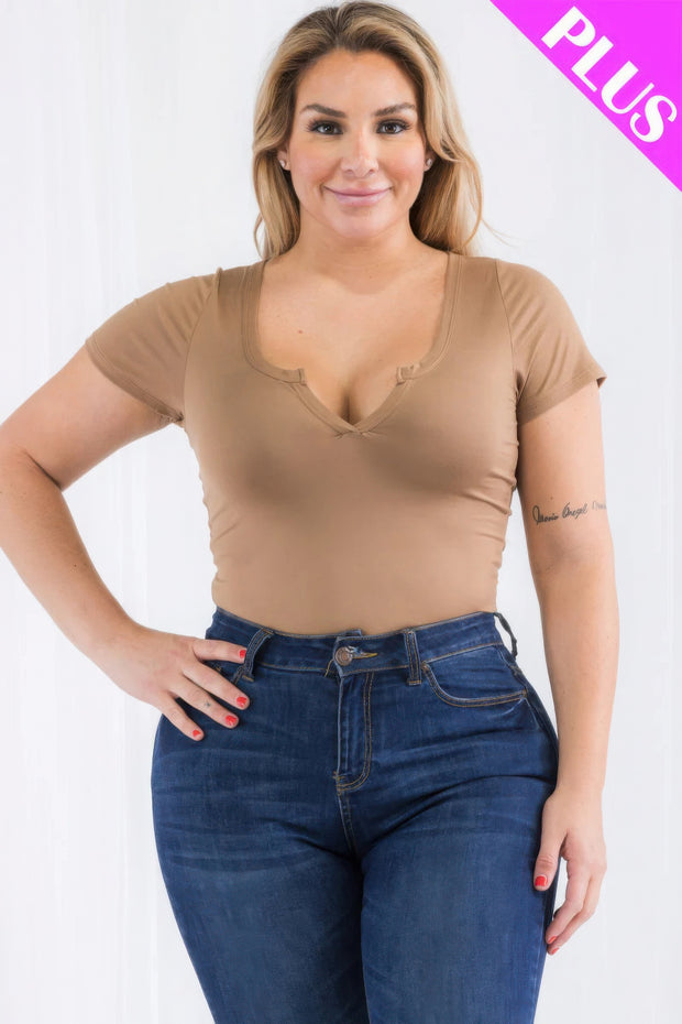 Plus Size Casual Split Neck Solid Short Sleeve Bodysuit - Fashionmj