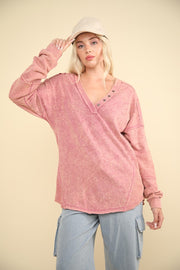 VERY J Washed V-Neck Exposed Seam Knit Top - Fashionmj