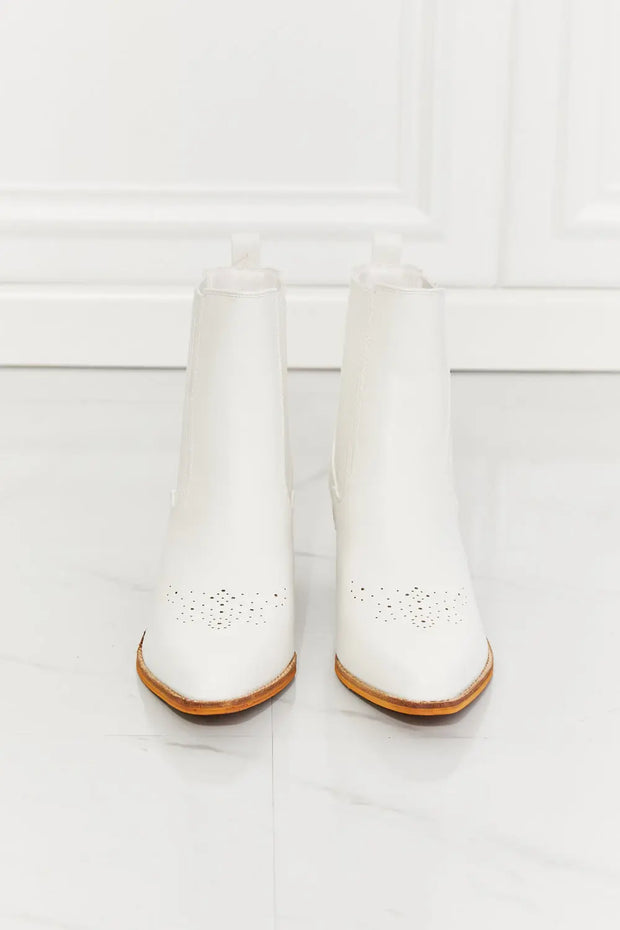 MMShoes Love the Journey Stacked Heel Chelsea Boot in White - Fashionmj