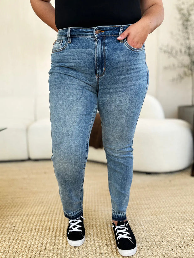 Judy Blue Full Size Mid Rise Rigid Magic Release Hem Jeans - Fashionmj