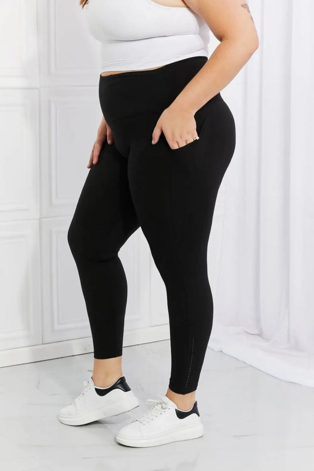 Leggings Depot Full Size Strengthen and Lengthen Reflective Dot Active Leggings - Fashionmj