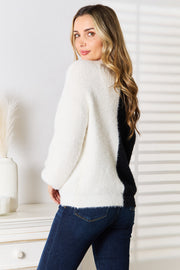 Angel Wings Woven Right Contrast Button-Front V-Neck Cardigan - Fashionmj