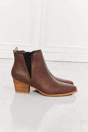 MMShoes Back At It Point Toe Bootie in Chocolate - Fashionmj